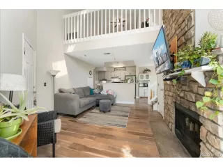 Photo #2: 4936834 Listing 