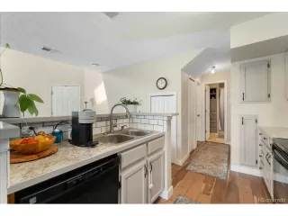 Photo #4: 4936834 Listing 