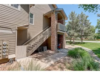 Photo #5: 4937788 Listing 