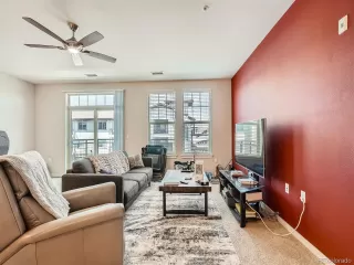 Photo #6: 4938432 Listing