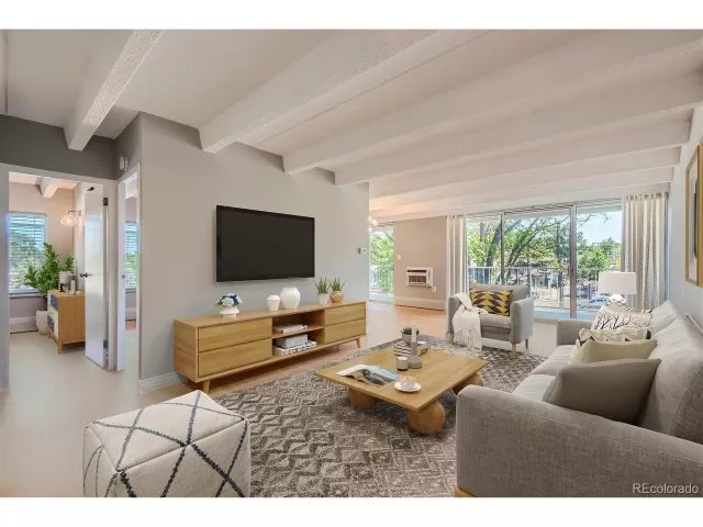 MLS: 4939763 Condo For Sale