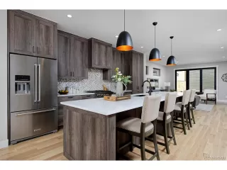 Photo #4: 4940058 Listing 