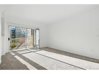 Photo #4: 4940136 Listing 