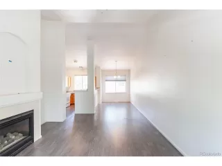 Photo #6: 4940237 Listing