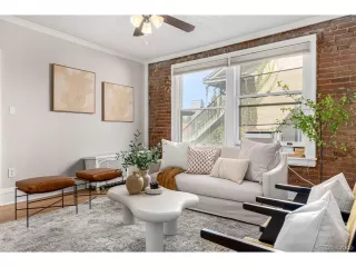 Photo #5: 4941499 Listing