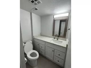 Photo #6: 4942701 Listing