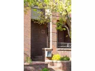 Photo #2: 4943864 Listing 