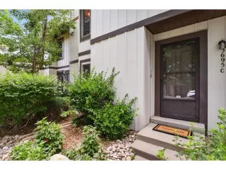 Photo #2: 4946843 Listing 