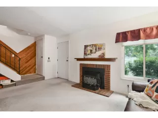 Photo #6: 4946843 Listing 