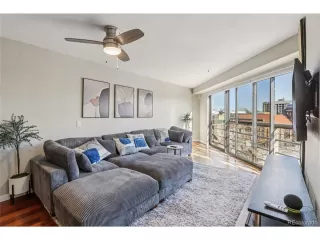 Photo #3: 4948323 Listing