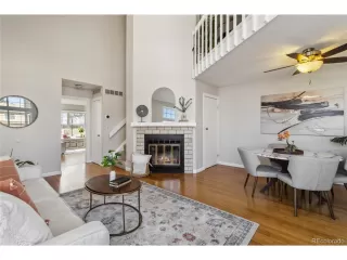 Photo #5: 4948663 Listing 