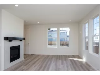 Photo #3: 4949156 Listing 