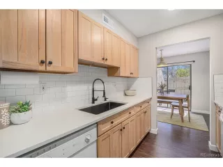 Photo #6: 4950707 Listing 