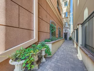 Photo #2: 4950733 Listing