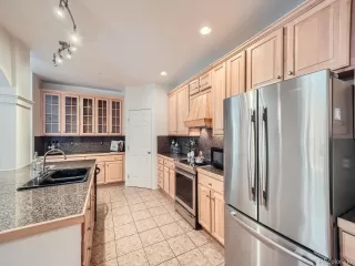 Photo #4: 4950733 Listing