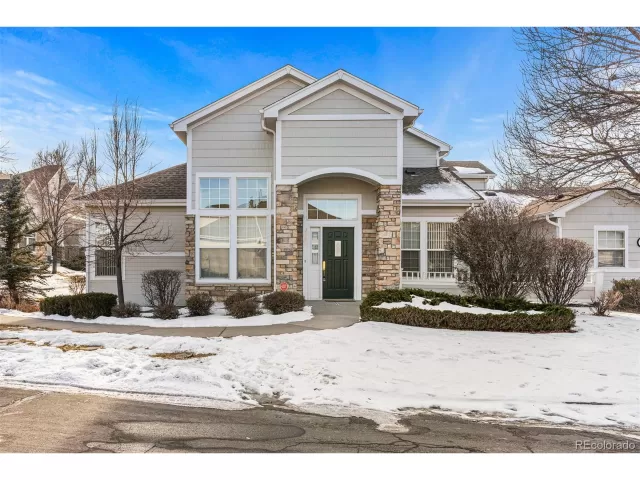 MLS: 4953206 Condo For Sale