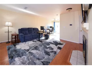 Photo #5: 4953296 Listing