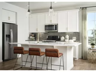 Photo #3: 4953569 Listing