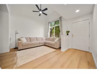 Photo #4: 4953997 Listing 