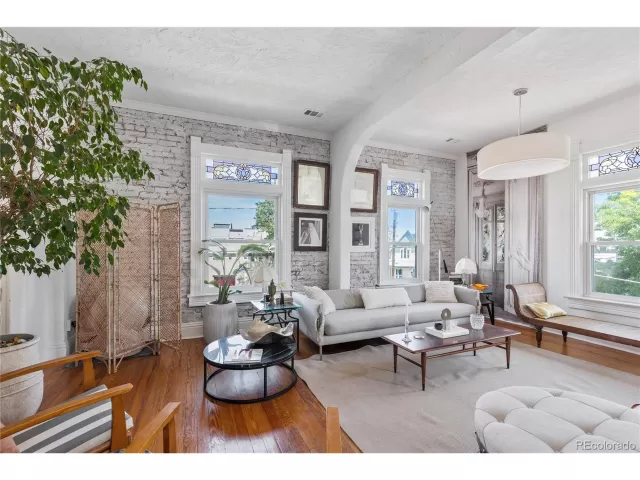 MLS: 4954848 Condo For Sale