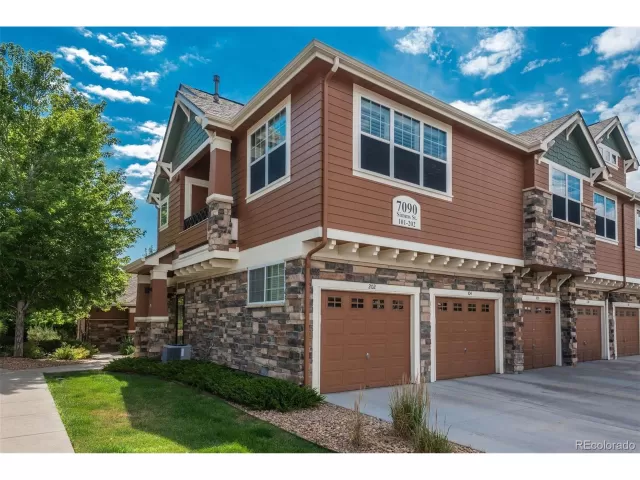 MLS: 4954865 Condo For Sale