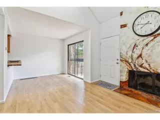 Photo #2: 4956295 Listing