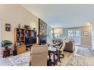 Photo #5: 4958385 Listing