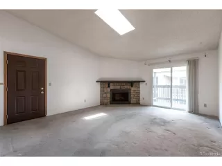 Photo #3: 4958955 Listing