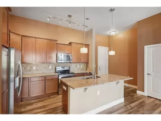 Photo #4: 4959053 Listing