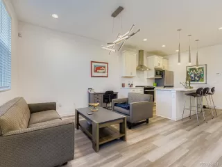 Photo #3: 4959331 Listing 