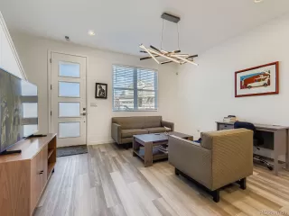 Photo #4: 4959331 Listing 