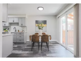 Photo #4: 4960376 Listing