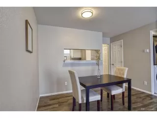 Photo #5: 4960641 Listing