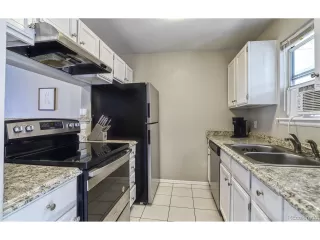 Photo #6: 4960641 Listing