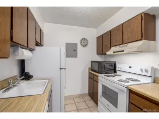 Photo #6: 4964437 Listing