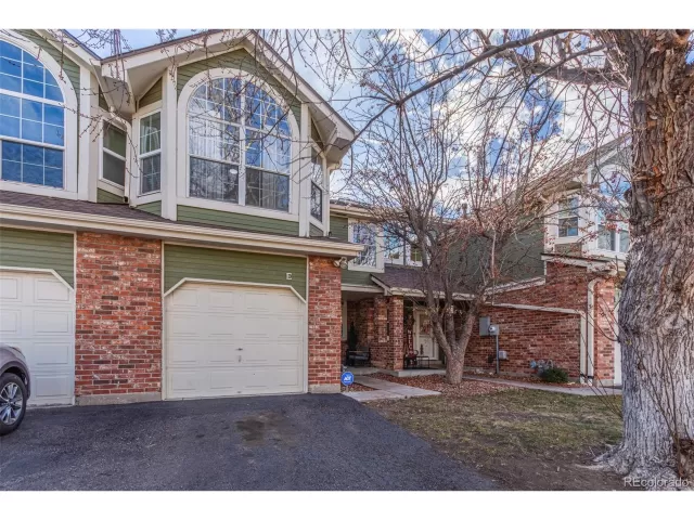 MLS: 4964470 Condo For Sale