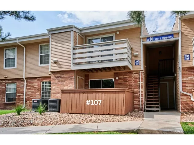 MLS: 4967998 Condo For Sale