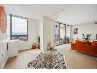 Photo #5: 4968458 Listing