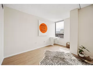 Photo #6: 4968458 Listing