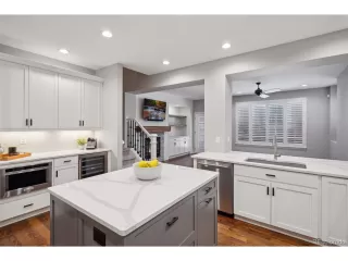 Photo #6: 4969100 Listing