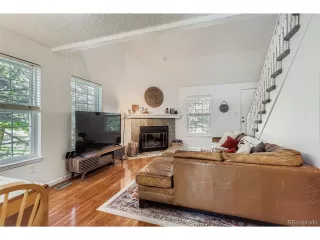 Photo #4: 4970535 Listing