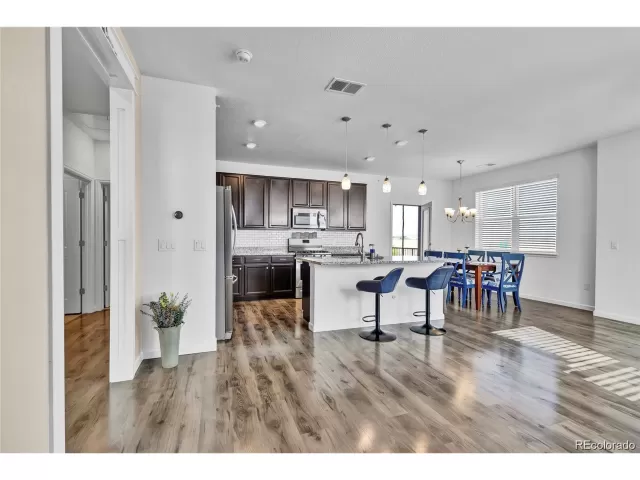 MLS: 4971803 Condo For Sale