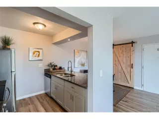 Photo #5: 4974076 Listing