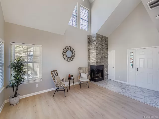 MLS: 4974468 Condo For Sale