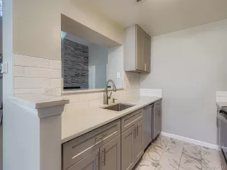 Photo #4: 4974468 Listing