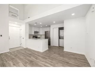 Photo #2: 4979278 Listing 