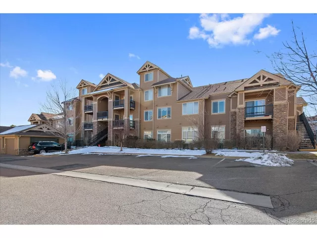 MLS: 4979774 Condo For Sale