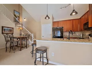 Photo #4: 4979774 Listing