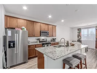 Photo #2: 4981549 Listing 