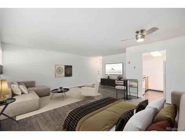 MLS: 4983070 Condo For Sale